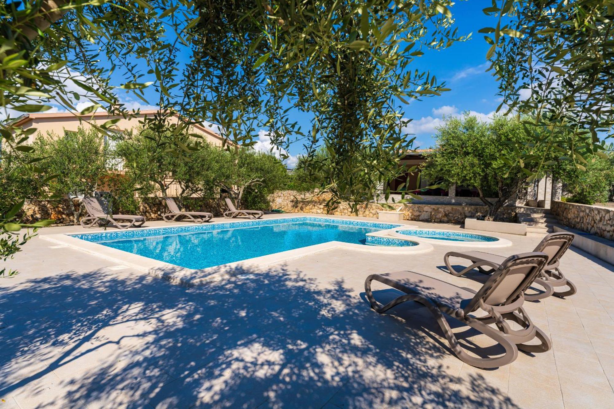 Villa Zlatni Dvori Zadarvillas Ражанац Экстерьер фото